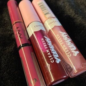 lip gloss and lipstick bundle.
